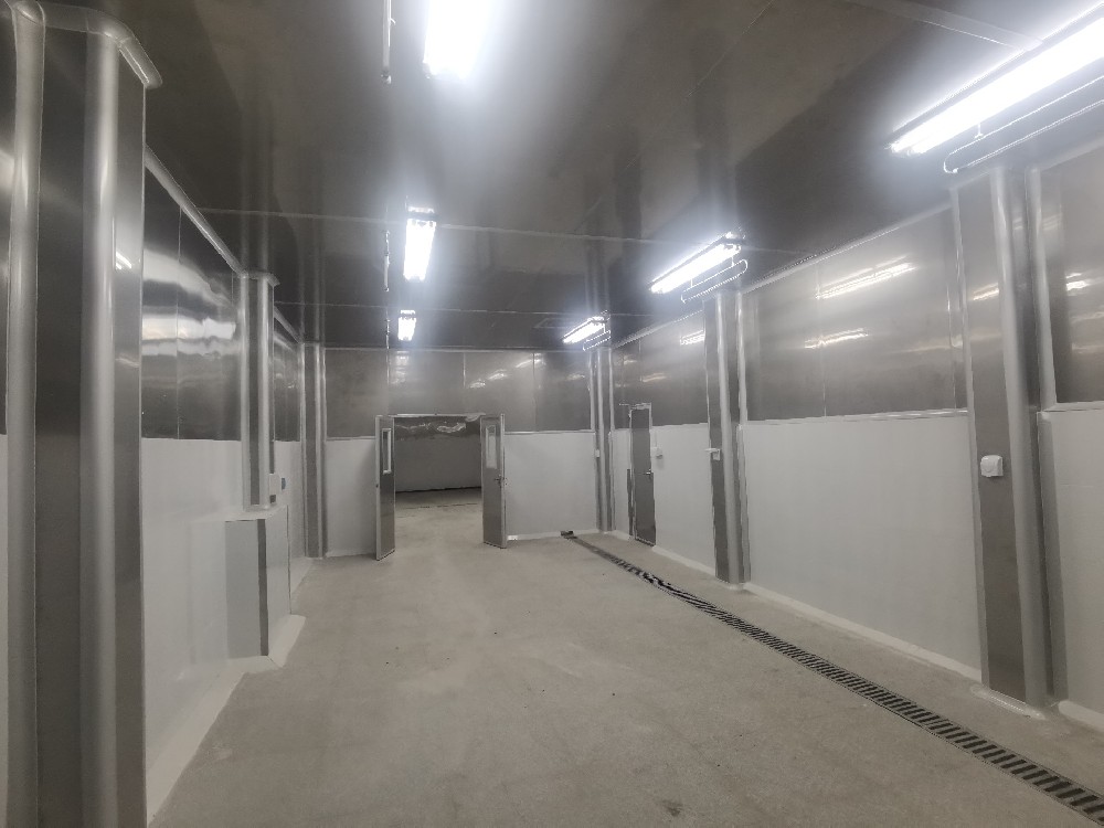 如何選擇合適的空調(diào)系統(tǒng)和空氣凈化設(shè)備，以確保空氣質(zhì)量達(dá)標(biāo)？