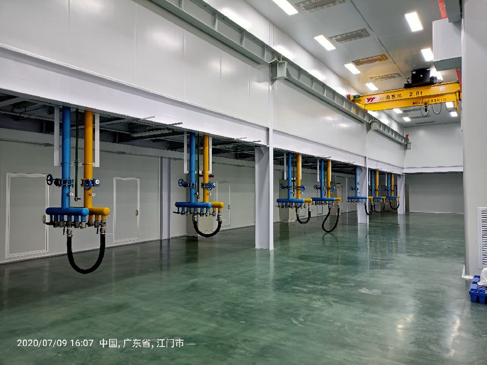 如何確保注塑車(chē)間機(jī)房冷卻系統(tǒng)節(jié)能改造計(jì)劃的順利實(shí)施？